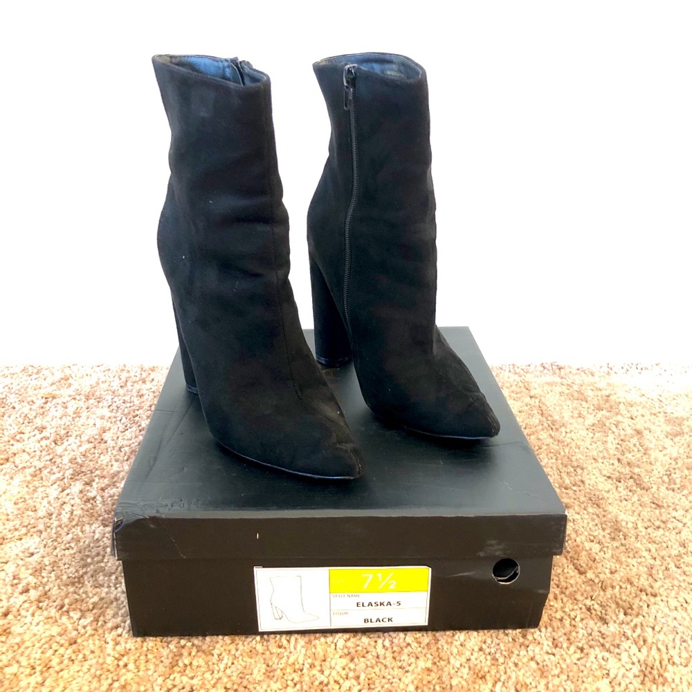 Black Ankle High Boots